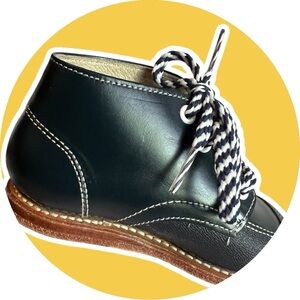 Black Leather Ankle Boots with Striped Laces Sz 4